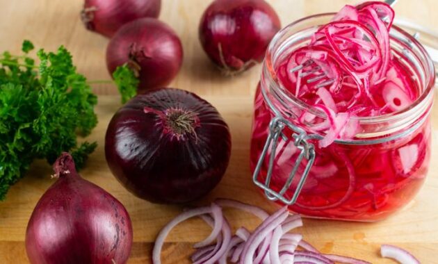  Health Benefits of Eating Onions