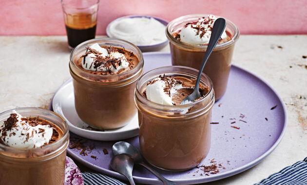 Three-Ingredient-Chocolate-Mousse